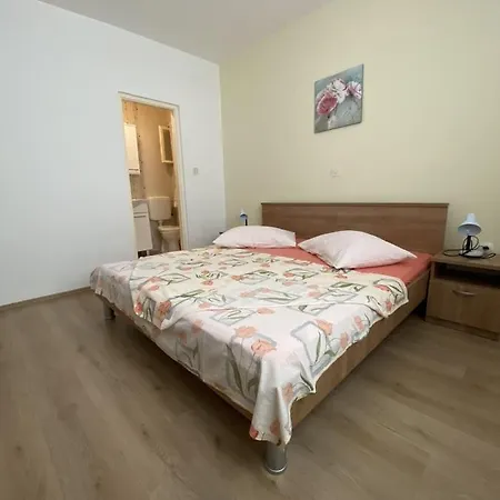 With Parking Space Kampor, Rab - 12273 Appartement *