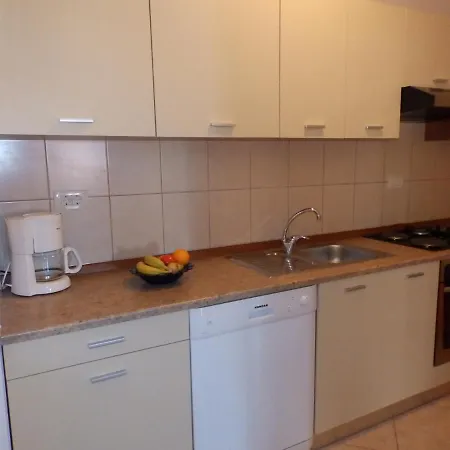 With Parking Space Kampor, Rab - 12273 Appartement