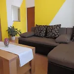 With Parking Space Kampor, Rab - 12273 Appartement *